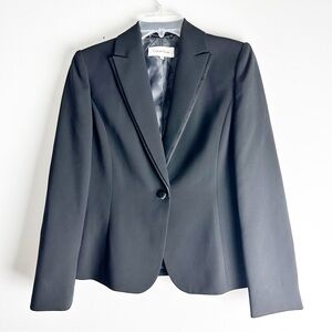 Calvin Klein Structured Suit Blazer Black Satin Trim One Button Closure Size 4